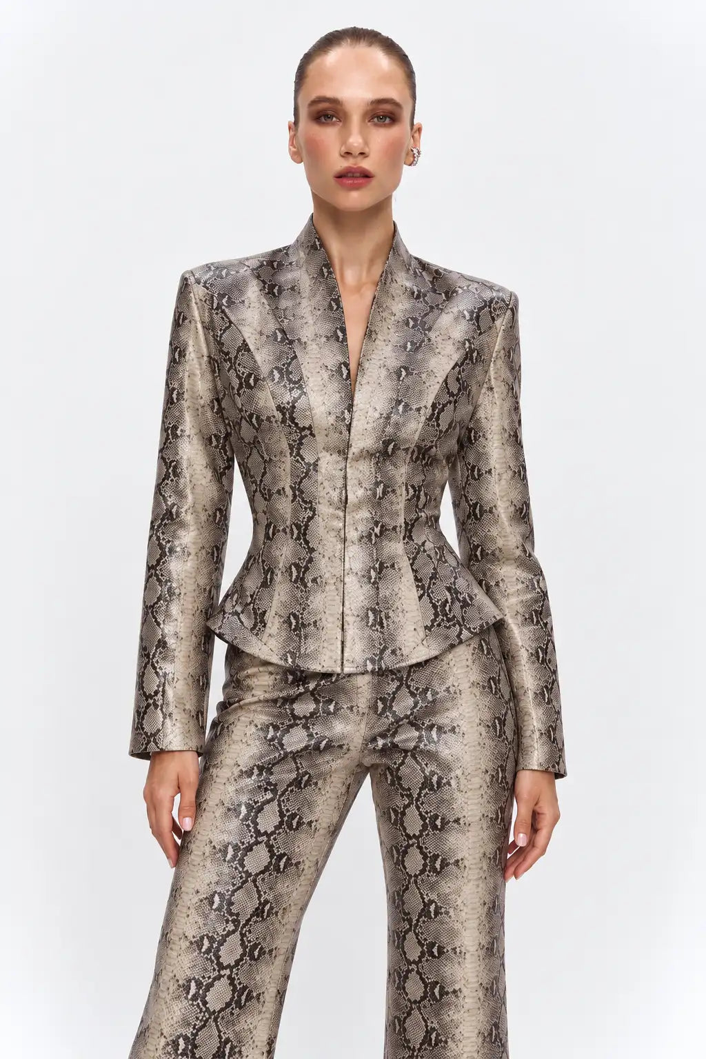 Marloe Suit
